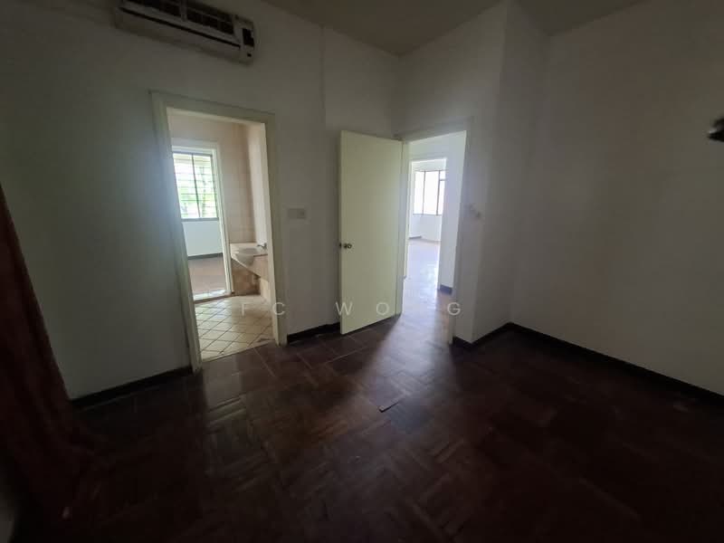 Condominium for Sale at Armanee - FC Wong - Interior of Armanee Condominium for Sell - PropertyGuru.com.my