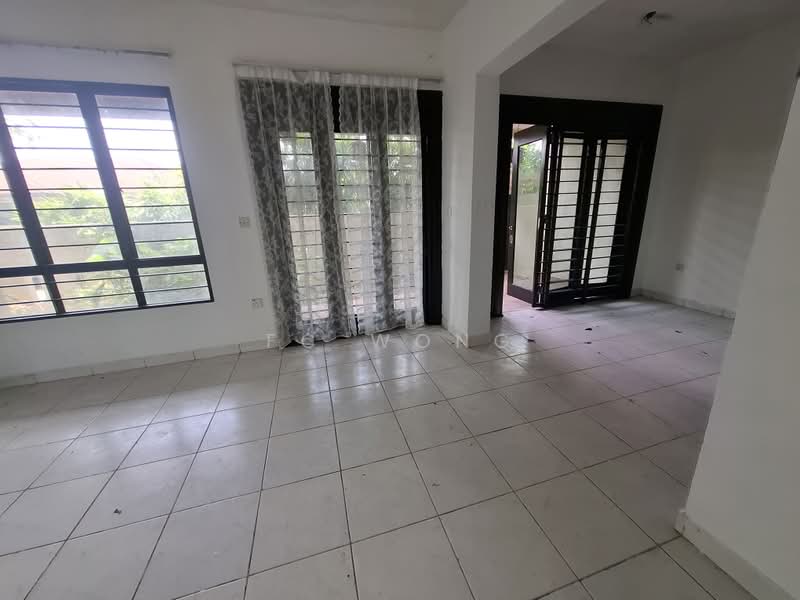 Condominium for Sale at Armanee - FC Wong - Living Room of Armanee Condo for Sell - PropertyGuru.com.my