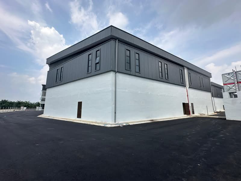 Semi-D Factory for Sale in Kawasan Perindustrian Valdor (Sungai Bakap) - TED NG - Exterior - PropertyGuru.com.my