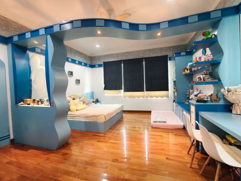 Bungalow House for Sale in Taman Stulang Laut (Johor Bahru) - Tony Chong - Bedroom - PropertyGuru.com.my