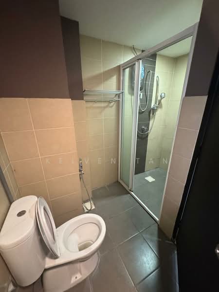 Condominium for Sale at First Residence (Residensi Unggul) - Kelven Tan - Bathroom - PropertyGuru.com.my