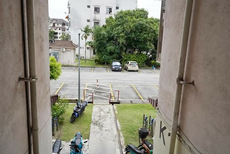 Pangsapuri untuk Dijual di Kenari Court - Kelven Tan - Exterior - PropertyGuru.com.my