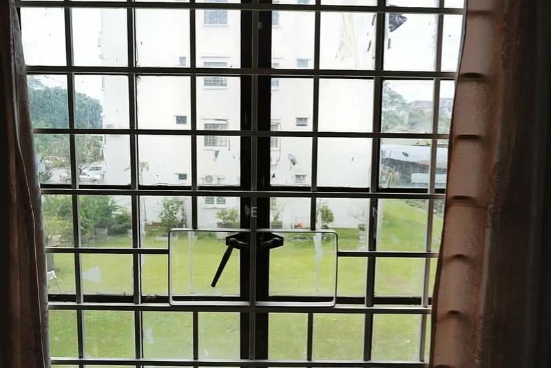 Pangsapuri untuk Dijual di Kenari Court - Kelven Tan - View - PropertyGuru.com.my