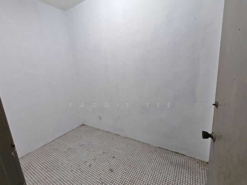 2-storey Terraced House for Sale in Taman Desa Cemerlang (Ulu Tiram) - Paggie Tee - Interior - PropertyGuru.com.my