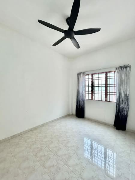 Flat for Sale at Taman Pulai Utama - Vincent Tea - Interior - PropertyGuru.com.my