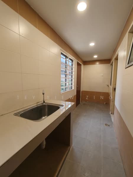 Rumah Teres 2.5-Tingkat untuk Dijual di Taman Bukit Serdang (Seri Kembangan) - Tey Siew Zing - PropertyGuru.com.my
