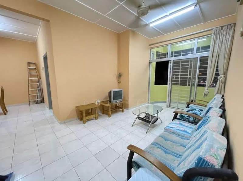 Pangsapuri untuk Dijual di Sungai Naga - CHIN FN - Living Room - PropertyGuru.com.my