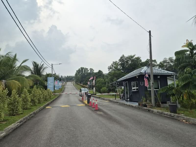 Rumah Berkembar untuk Dijual di Bandar Baru Salak Tinggi (Sepang) - Ibrahim Iderus - Exterior - PropertyGuru.com.my