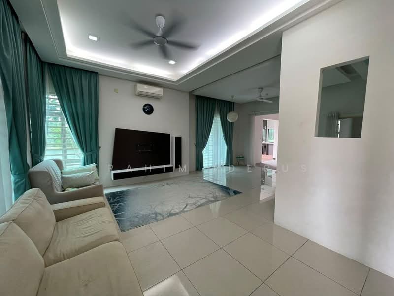 Rumah Berkembar untuk Dijual di Bandar Baru Salak Tinggi (Sepang) - Ibrahim Iderus - Living Room - PropertyGuru.com.my