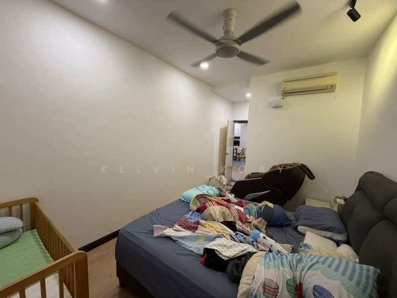 Rumah Teres 1-Tingkat untuk Dijual di Taman Mount Austin (Tebrau) - Kelvin Koay - Bedroom - PropertyGuru.com.my