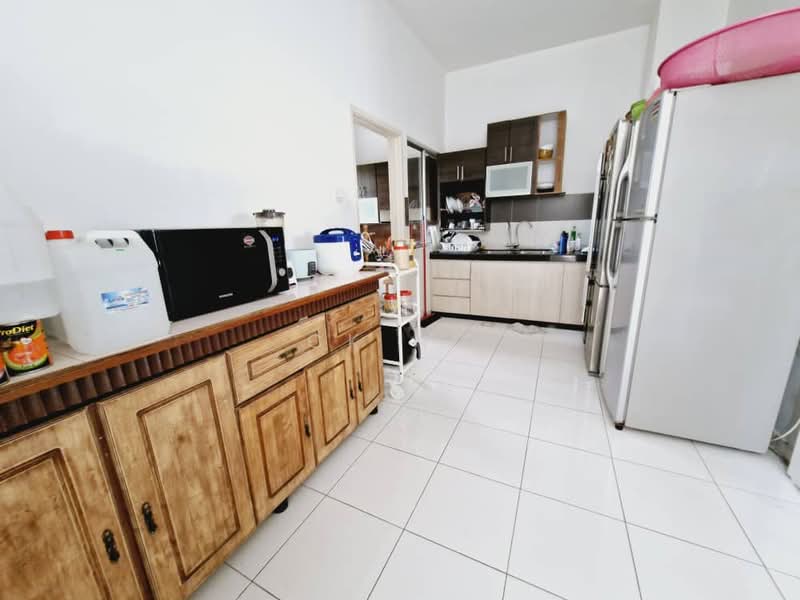 2-storey Terraced House for Sale in Setia Tropika (Johor Bahru) - CK Ng - Kitchen - PropertyGuru.com.my