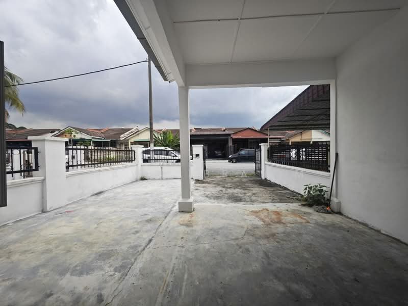 Rumah Teres 1-Tingkat untuk Dijual di Taman Desa Cempaka (Nilai) - Hawa Ibrahim - Exterior - PropertyGuru.com.my