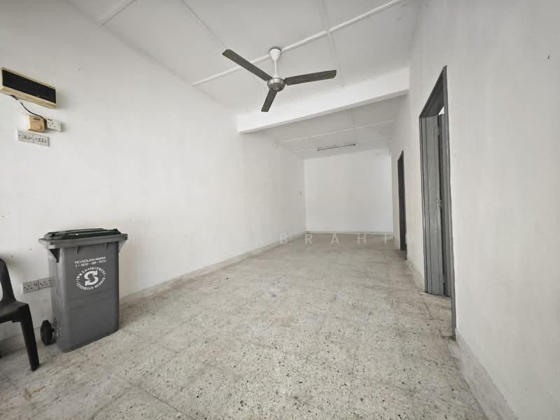 Rumah Teres 1-Tingkat untuk Dijual di Taman Desa Cempaka (Nilai) - Hawa Ibrahim - Interior - PropertyGuru.com.my