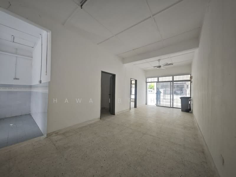 Rumah Teres 1-Tingkat untuk Dijual di Taman Desa Cempaka (Nilai) - Hawa Ibrahim - Interior - PropertyGuru.com.my