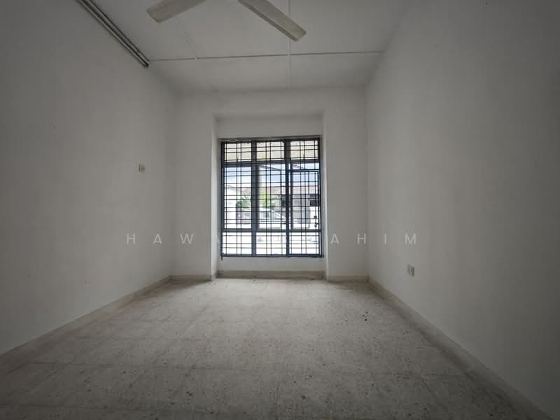 Rumah Teres 1-Tingkat untuk Dijual di Taman Desa Cempaka (Nilai) - Hawa Ibrahim - PropertyGuru.com.my