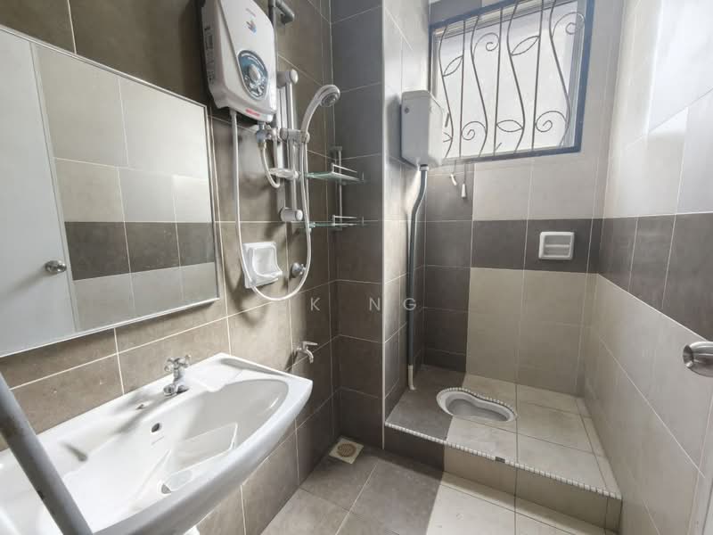 2-storey Terraced House for Sale in Setia Tropika (Johor Bahru) - CK Ng - Bathroom - PropertyGuru.com.my