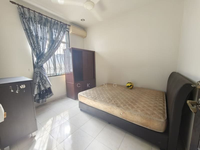 2-storey Terraced House for Sale in Setia Tropika (Johor Bahru) - CK Ng - Bedroom - PropertyGuru.com.my