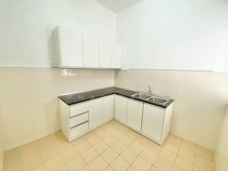 Rumah Teres 2-Tingkat untuk Dijual di Kajang (Selangor) - Ahmad Farhi - Kitchen - PropertyGuru.com.my