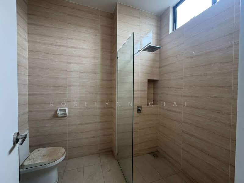 Cluster House for Sale in Setia Tropika (Johor Bahru) - Roselynn Chai - Bathroom - PropertyGuru.com.my