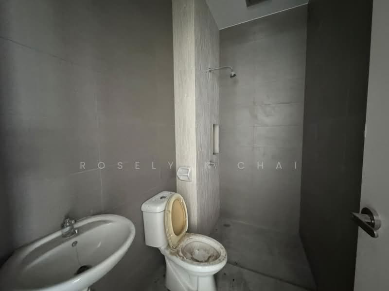 Cluster House for Sale in Setia Tropika (Johor Bahru) - Roselynn Chai - Bathroom - PropertyGuru.com.my