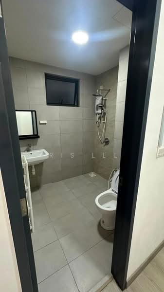 Kondominium untuk Disewa di The Holmes 2 - Iris Lee - Bathroom - PropertyGuru.com.my