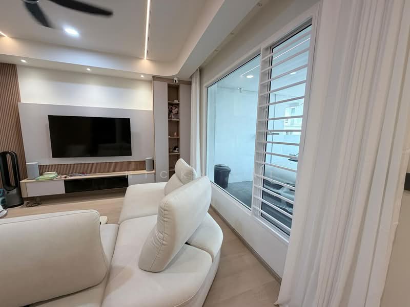 Rumah Teres 2-Tingkat untuk Dijual di Bandar Country Homes (Rawang) - Nicky Lai - Living Room - PropertyGuru.com.my
