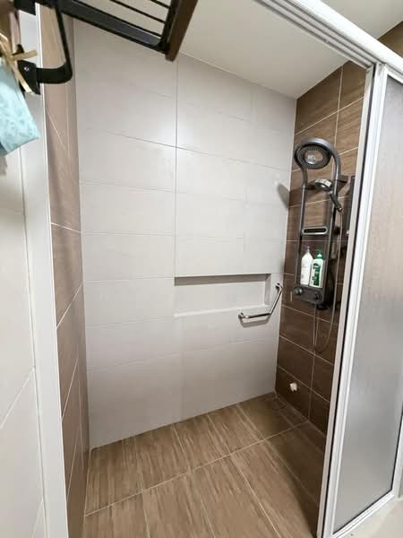 Rumah Teres 2-Tingkat untuk Dijual di Bandar Country Homes (Rawang) - Nicky Lai - Bathroom - PropertyGuru.com.my