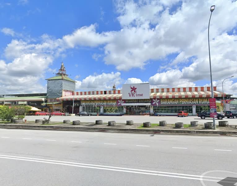 Kedai untuk Dijual di Nilai 3 (Nilai) - Janie Wai - Exterior - PropertyGuru.com.my