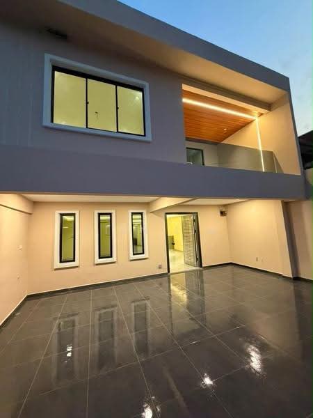2-storey Terraced House for Sale in Taman Pelangi (Parit Jawa) - Fion Lim - Exterior - PropertyGuru.com.my