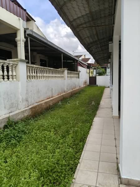 1-storey Terraced House for Sale in Taman Desa Skudai (Skudai) - Wallace Ang - Exterior - PropertyGuru.com.my