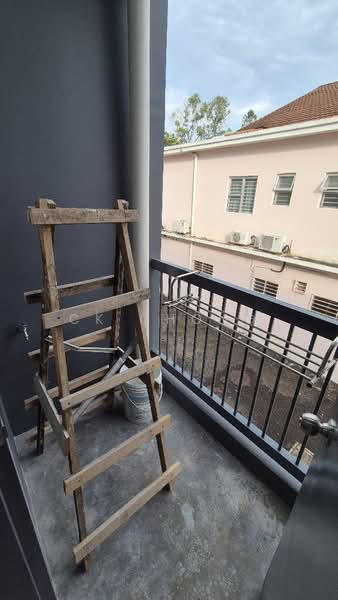 Townhouse for Rent in Bukit Jalil (Kuala Lumpur) - CK Chong - Back Balcony - PropertyGuru.com.my