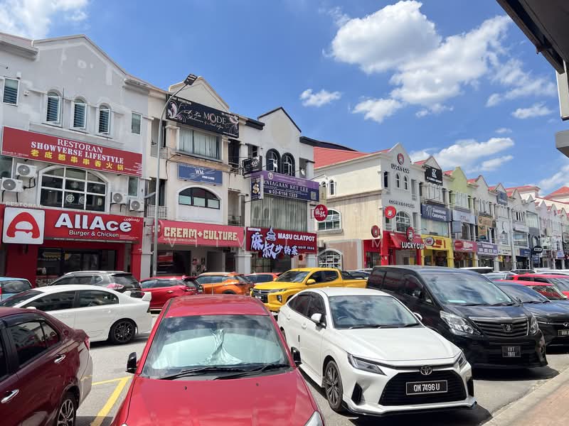 Shop / Office for Rent in Kota Damansara (Selangor) - ViiVii Lim - Exterior - PropertyGuru.com.my