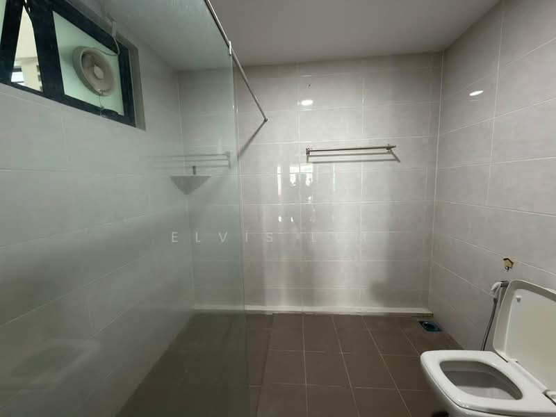 Condominium for Sale at 98 Nibong Residence - Elvis Lim - Bathroom - PropertyGuru.com.my