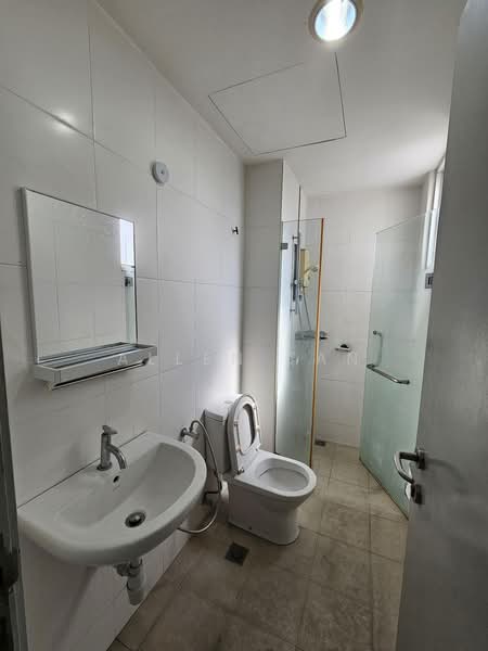 Kondominium untuk Disewa di Zenith Residences - Allen Tan - Bathroom - PropertyGuru.com.my