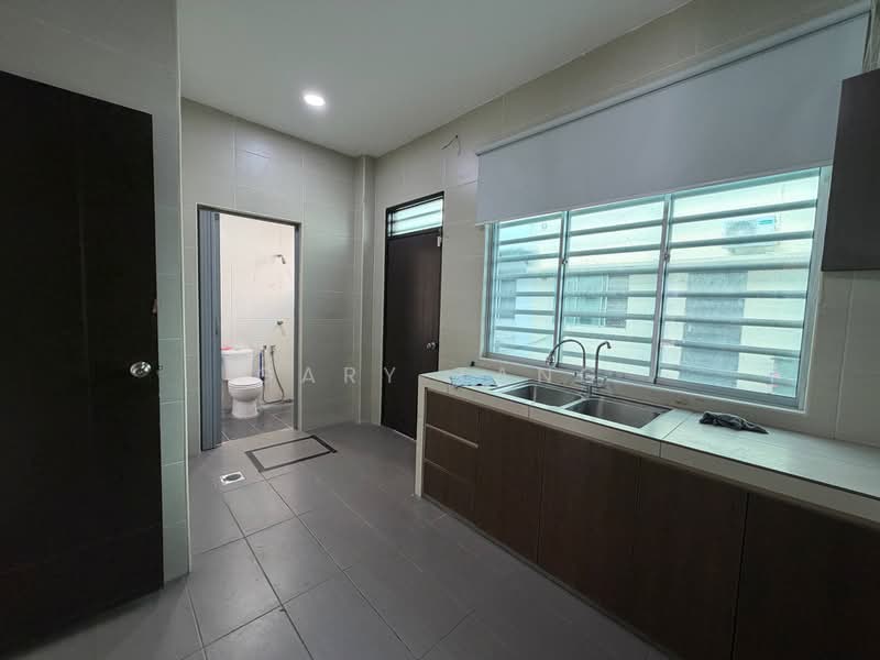 2-storey Terraced House for Sale in Bandar Lahat Baru (Lahat) - Gary Tang - Kitchen - PropertyGuru.com.my