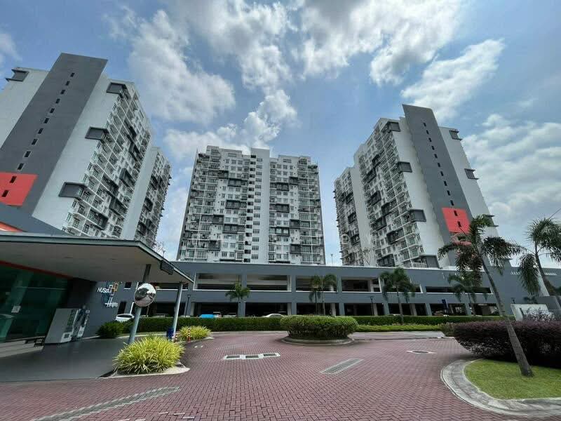 Pangsapuri untuk Dijual di Nusa Heights (Nusa Puncak) - Sean Yeoh - Exterior - PropertyGuru.com.my