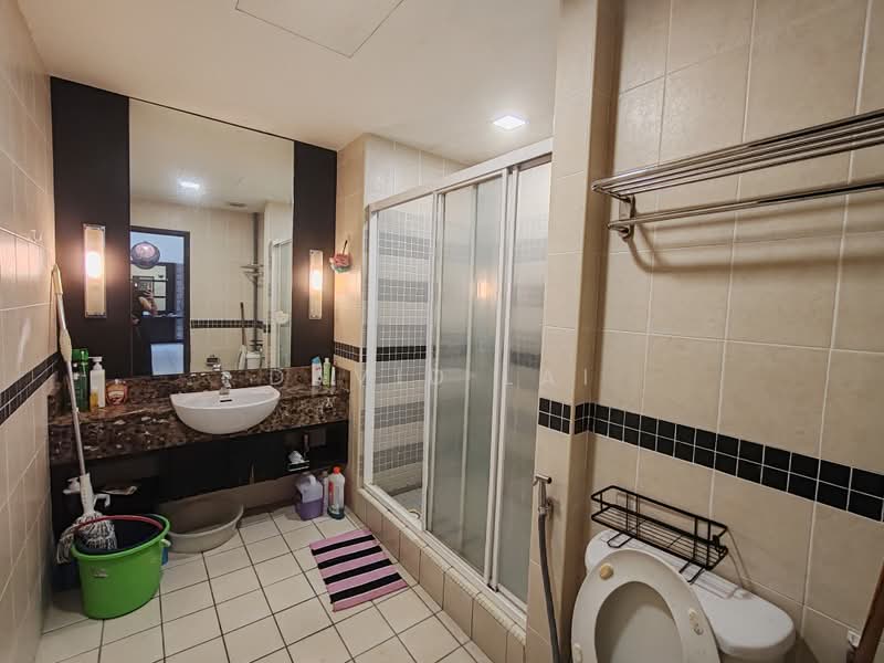 Service Residence for Sale at Seri Bukit Ceylon - David Lai - Bathroom - PropertyGuru.com.my