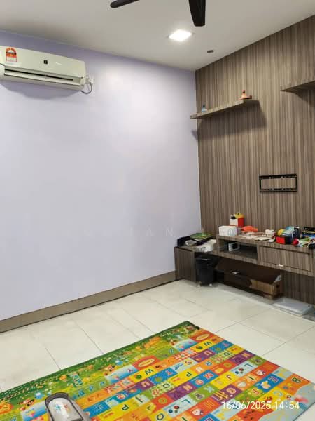 Kediaman Servis untuk Dijual di Akademik Suite - Norman Lee - PropertyGuru.com.my