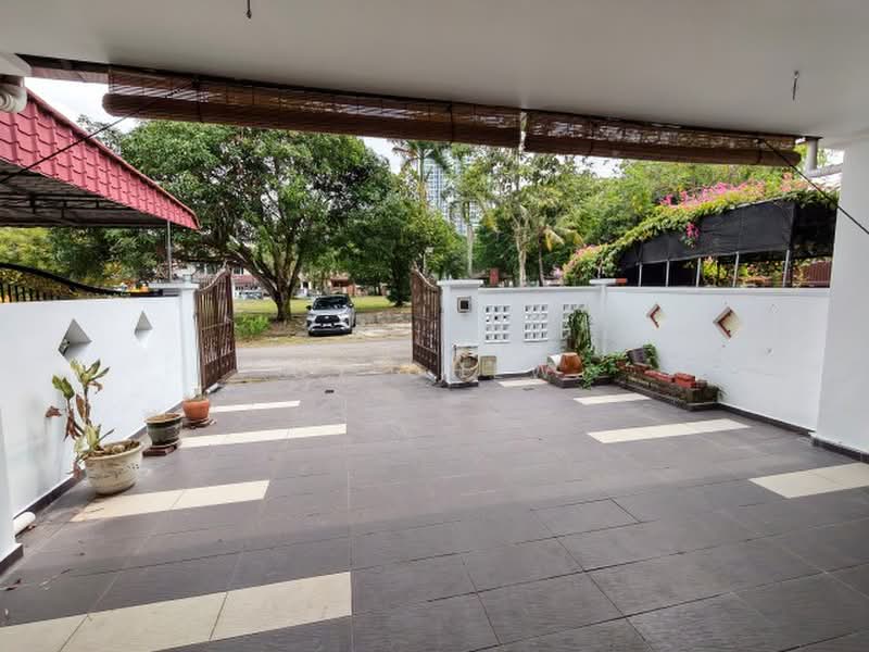 2-storey Terraced House for Rent in Taman Mount Austin (Tebrau) - CY Chew - Exterior - PropertyGuru.com.my