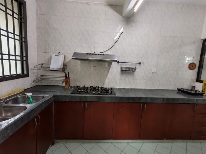 2-storey Terraced House for Rent in Taman Mount Austin (Tebrau) - CY Chew - Kitchen - PropertyGuru.com.my