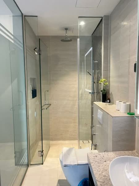 Service Residence for Sale at Star Residences One - Candy Soon - Bathroom - PropertyGuru.com.my