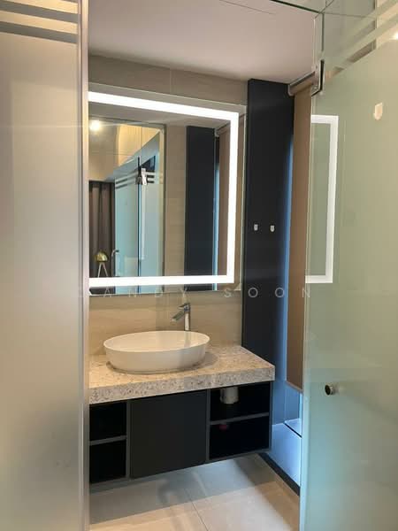 Service Residence for Sale at Star Residences One - Candy Soon - Bathroom - PropertyGuru.com.my