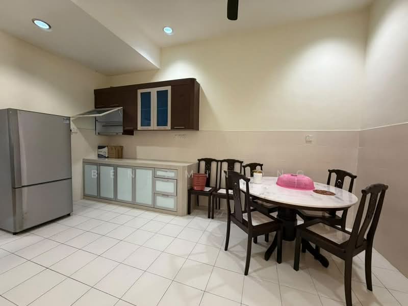 Rumah Teres 1-Tingkat untuk Disewa di Taman Mutiara Rini (Skudai) - Benjamin Ong - Kitchen - PropertyGuru.com.my