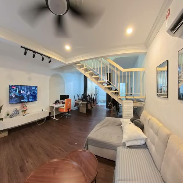 Rumah Teres 2-Tingkat untuk Dijual di Gombak (Selangor) - Izzaza Izzati - Living Room - PropertyGuru.com.my
