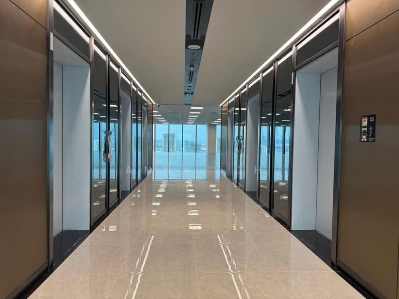 Office for Rent in Bandar Sunway (Sunway) - Anna Toh - Corridor - PropertyGuru.com.my