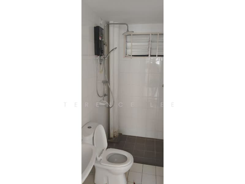 Pangsapuri untuk Disewa di Seri Jati - Terence Lee - Bathroom - PropertyGuru.com.my