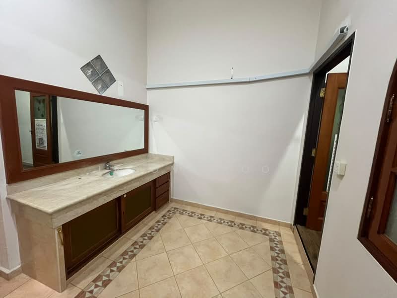 Rumah Teres 2-Tingkat untuk Disewa di Bayan Baru (Penang) - Jason Phoon - Bathroom - PropertyGuru.com.my