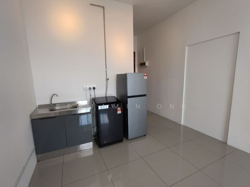 Service Residence for Rent at 8Scape Residence @ Sutera - Benjamin Ong - Kitchen - PropertyGuru.com.my
