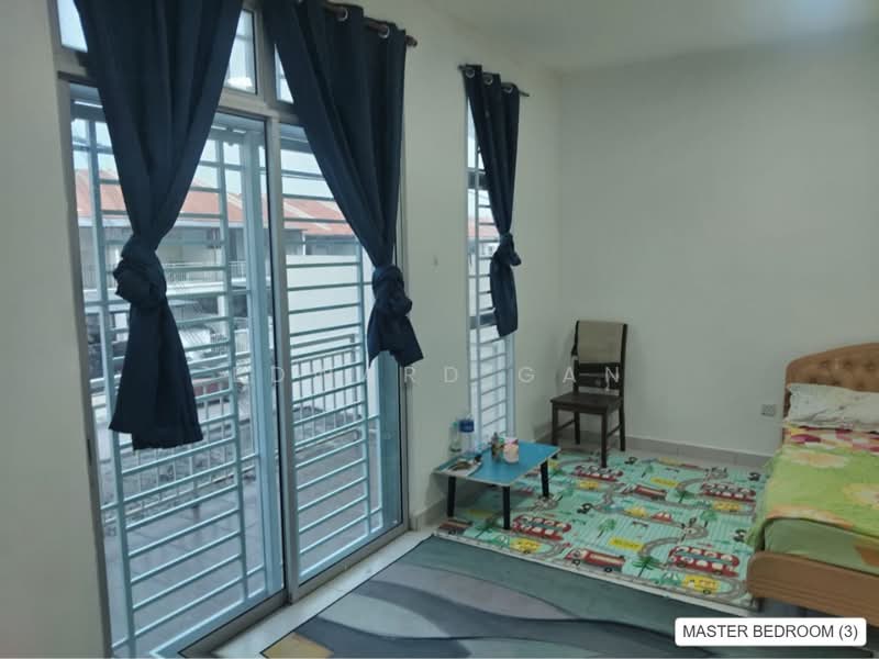 2-storey Terraced House for Sale in Taman Pulai Mutiara (Iskandar Puteri (Nusajaya)) - Edward Gan - Master Bedroom - PropertyGuru.com.my