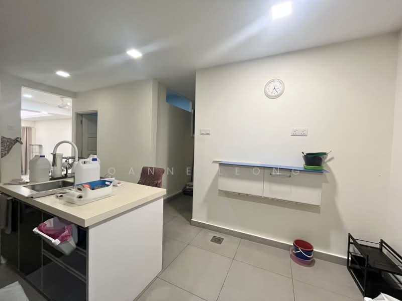 Rumah Teres 2-Tingkat untuk Dijual di Taman Universiti Indah (Seri Kembangan) - Joanne Leong - Kitchen - PropertyGuru.com.my